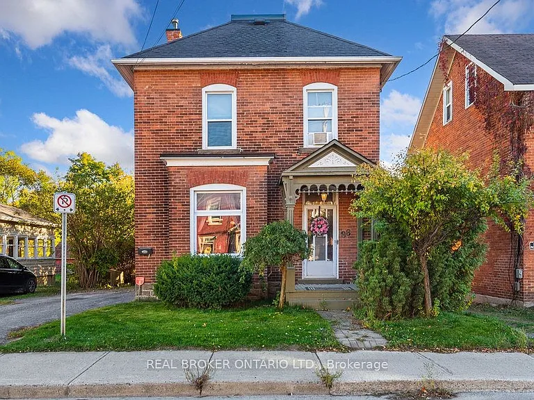 88 Moore St — Photo 1