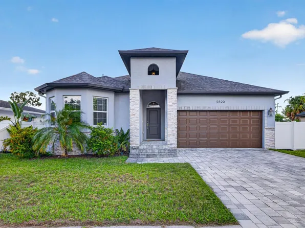 2520 W Douglas St, Tampa, FL 33607