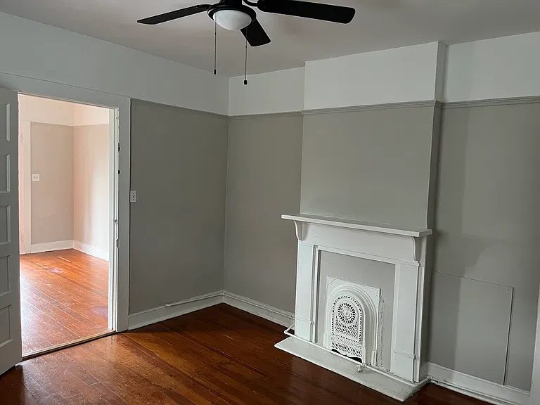 4649 Clara St — Photo 5