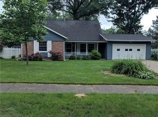537 Eric Dr, Tallmadge, OH