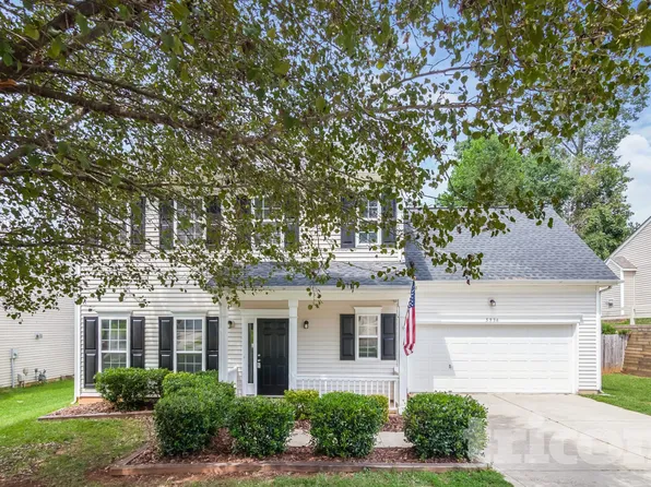 5936 Briggs Dr, Charlotte, NC 28269