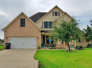 13906 Martinique Ln, Mont Belvieu, TX 77523