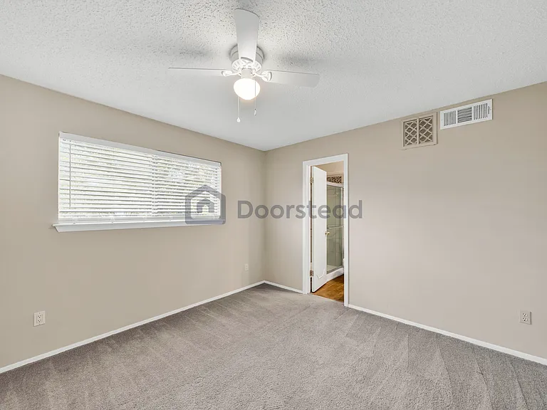 336 Melrose Dr #2C — Photo 25