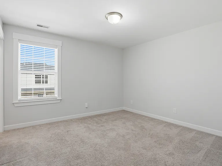 8129 Tupelo Gum Trce SW — Photo 40
