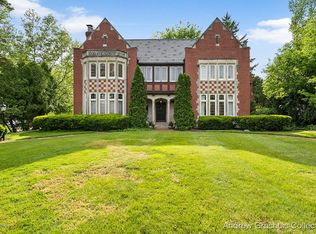 757 Plymouth Rd SE, East Grand Rapids, MI 49506