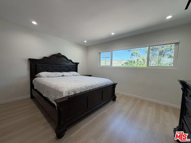 8561 Kyle St — Photo 22