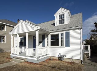 18 Massasoit Ave, Hull, MA 02045