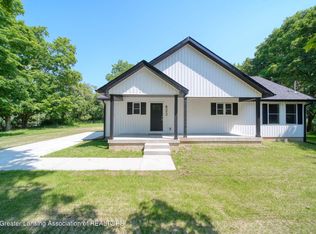 822 Woodworth Rd, Jackson, MI 49202