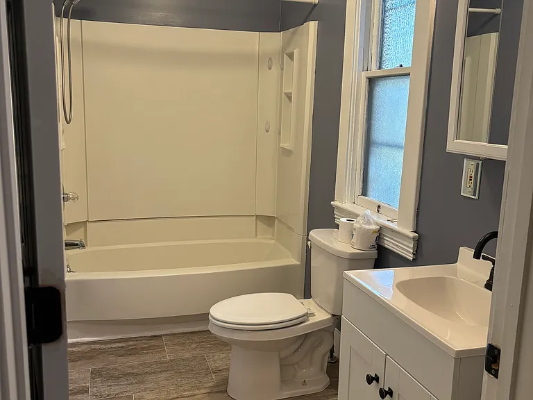 102 Paddock Ave SE #1 — Photo 7