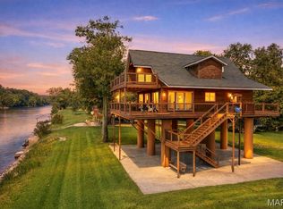 1901 River Valley Rd, Doniphan, MO 63935