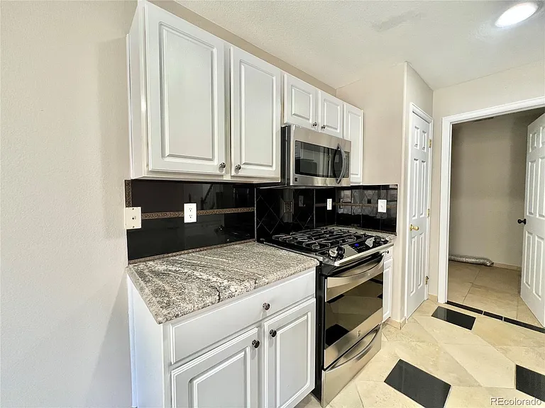 7775 Grant St — Photo 2