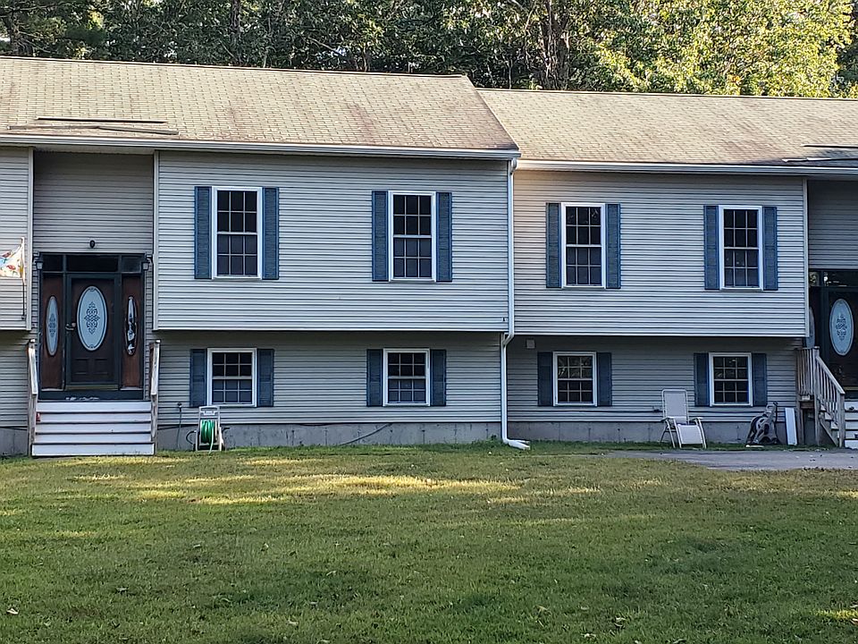 Beautifully updated duplex 2 beds, 2 baths with a large flexible floor pla