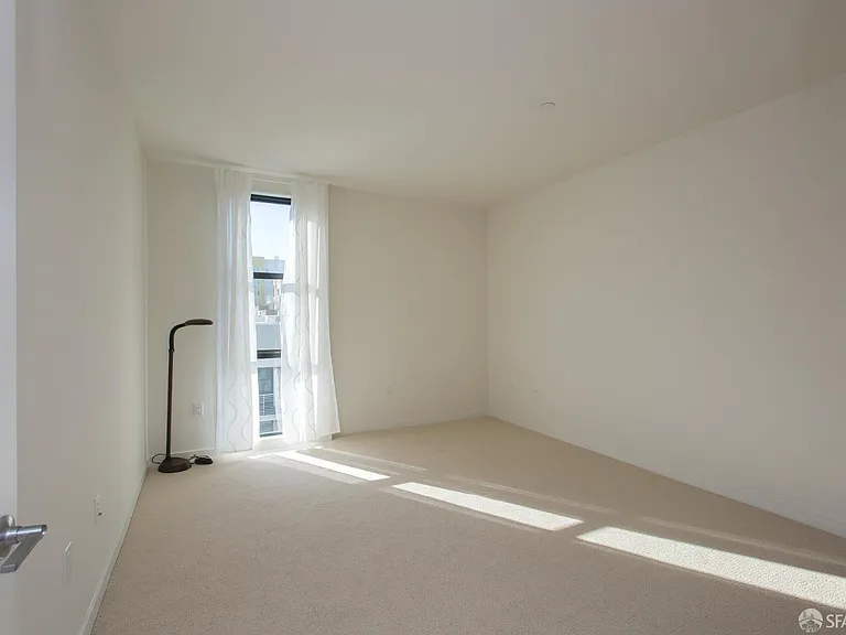 451 Donahue St #509 — Photo 8