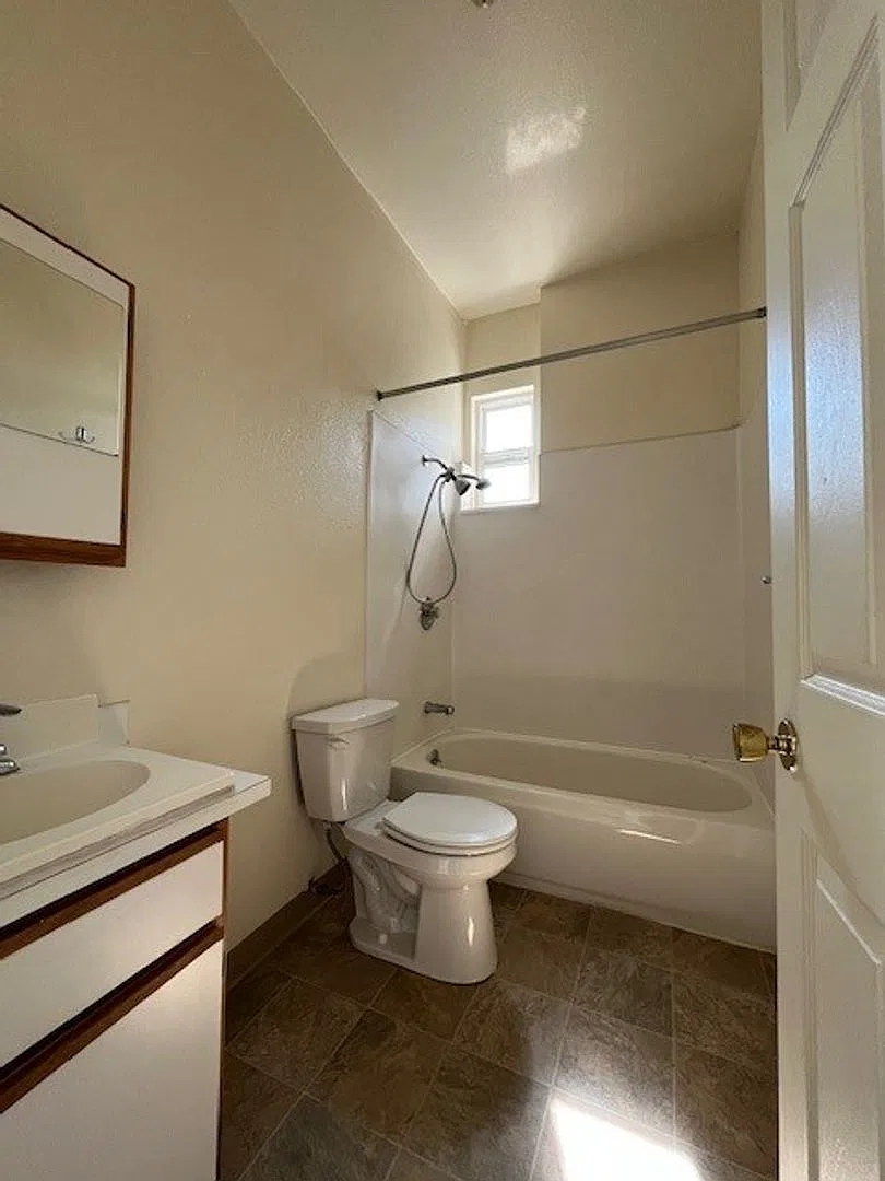 Camdon - STUDIO'S - Central District - Vintage Charm — Photo 1