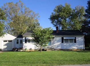 300 Parkland Hts, Cynthiana, KY 41031