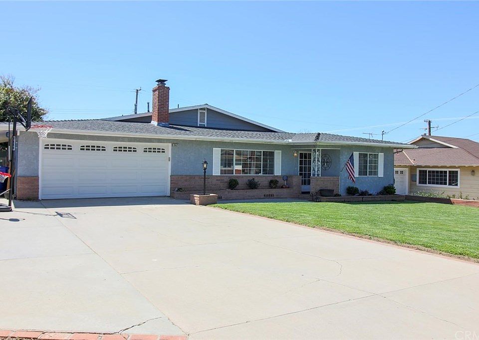 2nd image of 35531 Rancho Rd