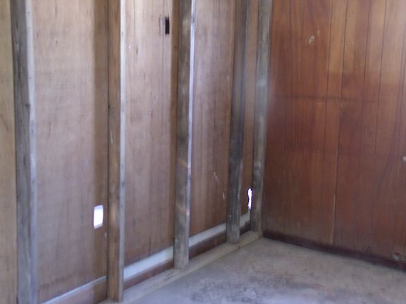 4th image of 808 W Walton St