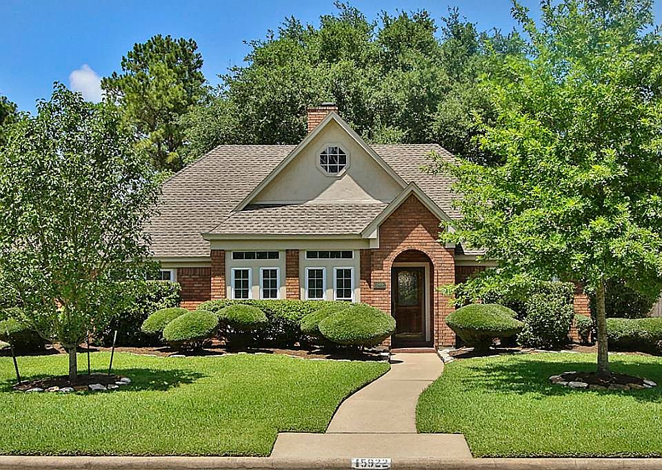 1st image of 15922 Knolls Lodge Dr