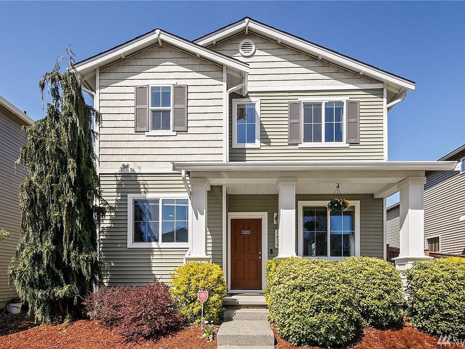 1st image of 1439 50th St NE