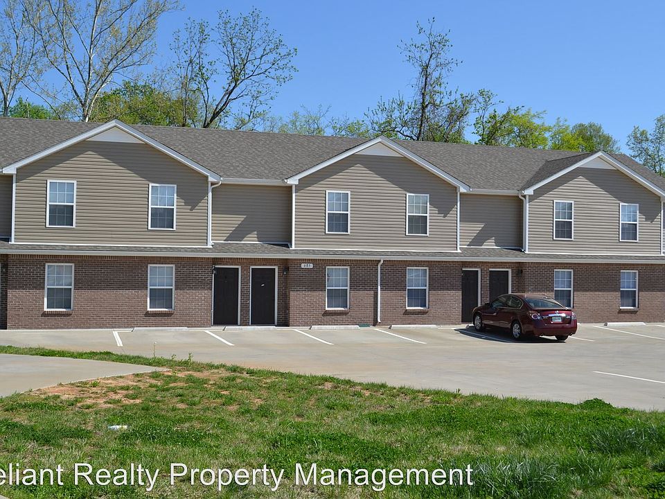 2nd image of 685 Oliver Loop APT D