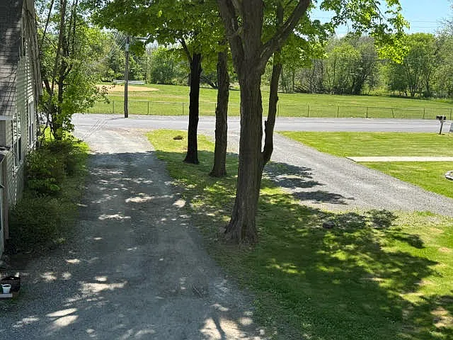 12 Edmunds Ln — Photo 30