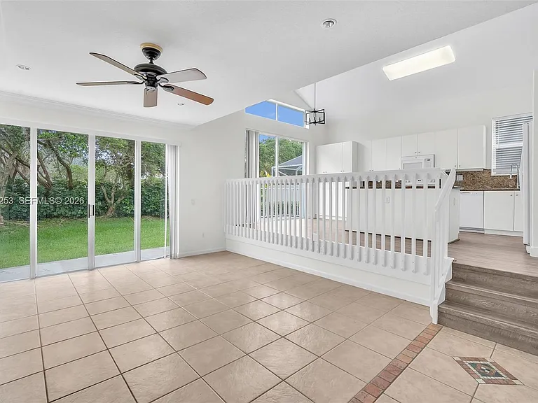 15961 NW 14th Rd — Photo 15