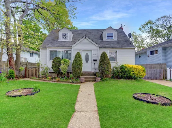 230 Urban Avenue, Westbury, NY 11590