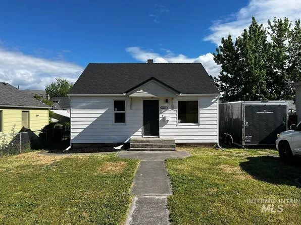 1521 18th Ave, Lewiston, ID 83501