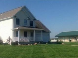 16275 Tyler Rd, Bowling Green, OH 43402