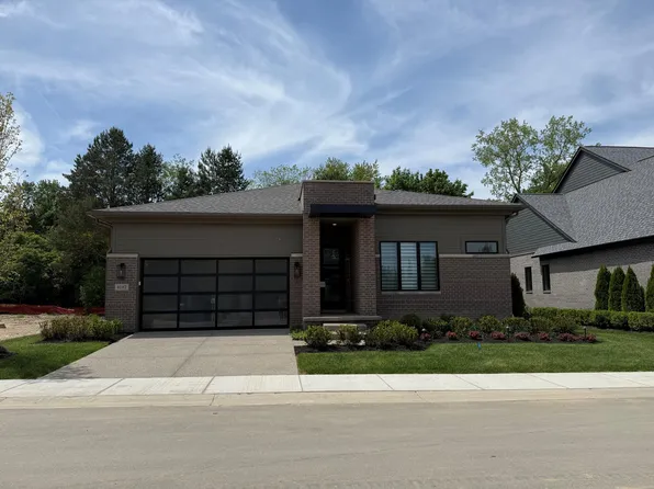 4182 Prescott Park Cir, West Bloomfield, MI 48323