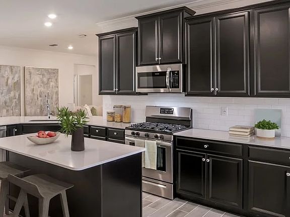 3rd image of 4044 NE 31st Ave #1