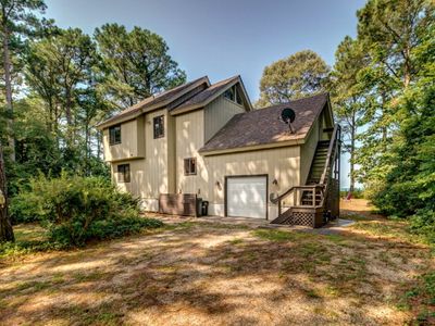 11490 Swan Dr, Machipongo, VA, 23405