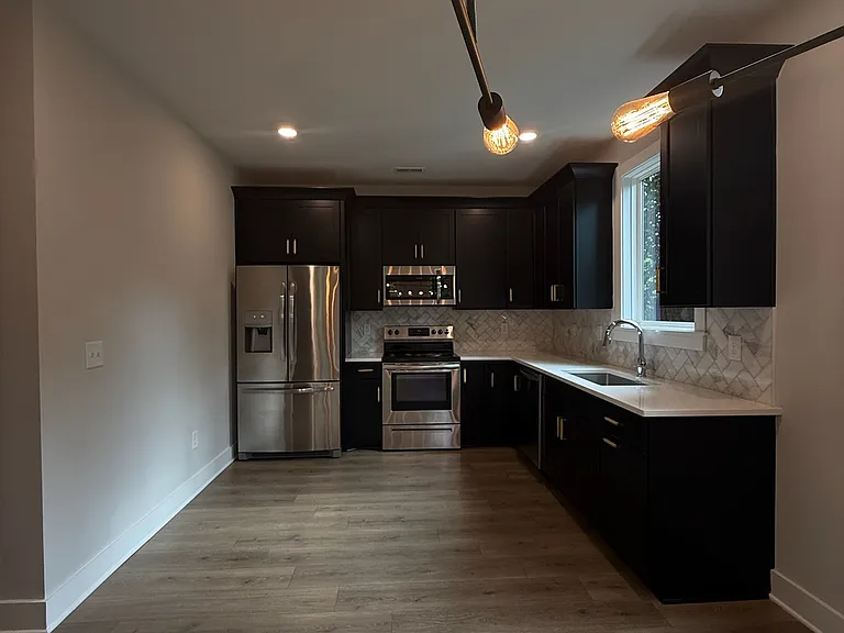 801 Cherokee Ave #8 — Photo 8