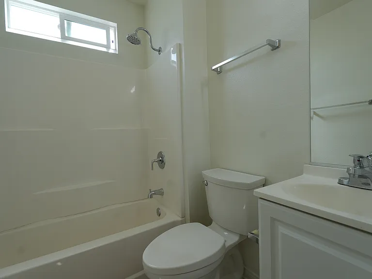 5157 1/4 E Santa Ana St #5157-1/4 — Photo 15
