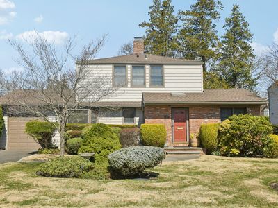 74 Argyle Road, Albertson, NY, 11507