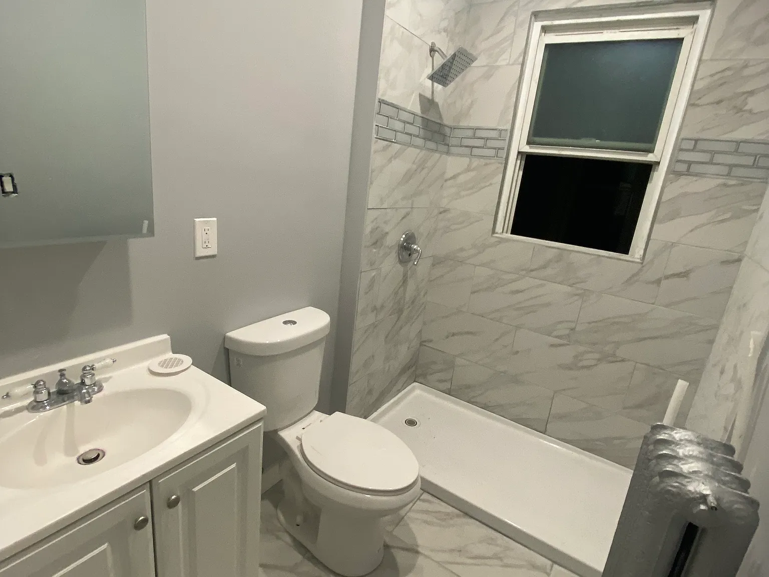 4 bed, $2,000 — Photo 3