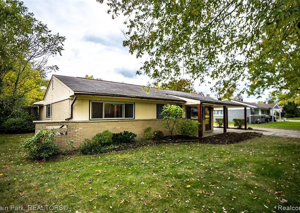 2159 Saint Joseph St, West Bloomfield, MI 48324 | Zillow