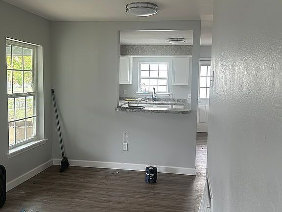 3rd image of 4814 Easter Dr