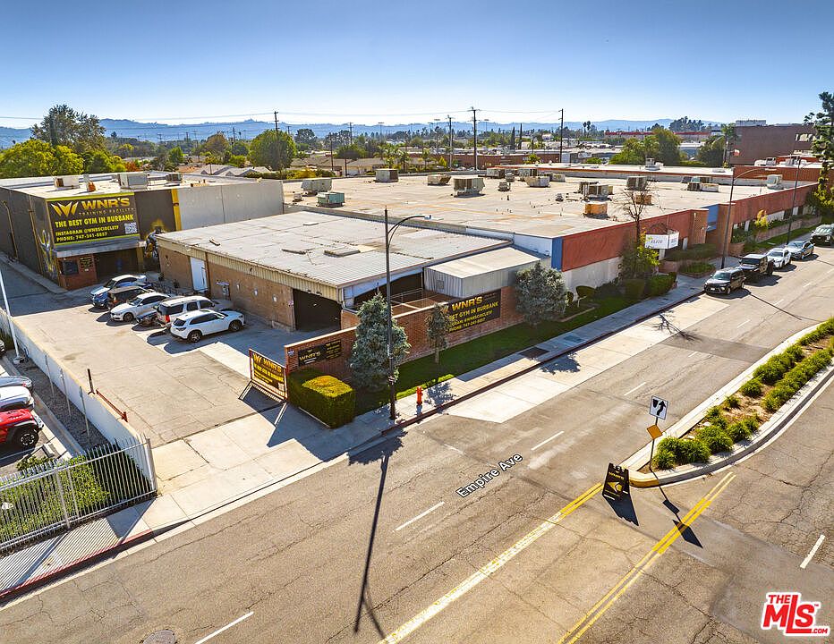 1st image of 3000 W Empire Ave