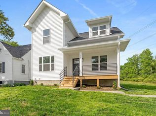147 Longstreet Ave, Fredericksburg, VA 22401