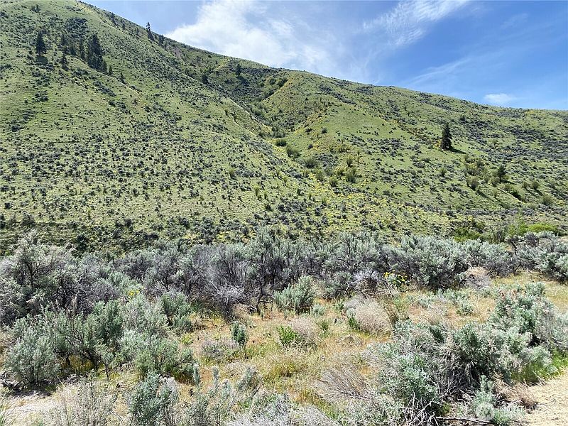 5th image of 1585 Pitcher Canyon Road