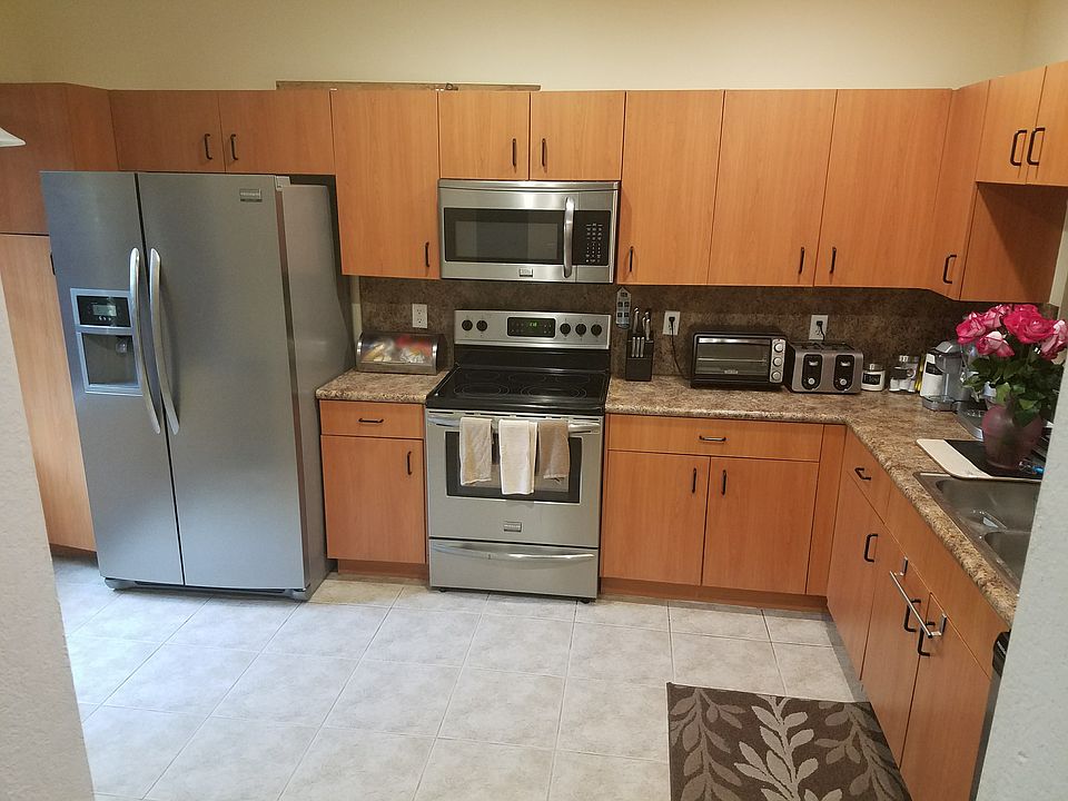 1st image of 2863 SW 82nd Ave #107