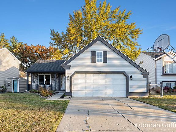 3rd image of 5538 Brittany Dr SE