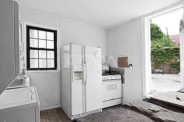 Rented by Coda Real Estate NYC | media 14