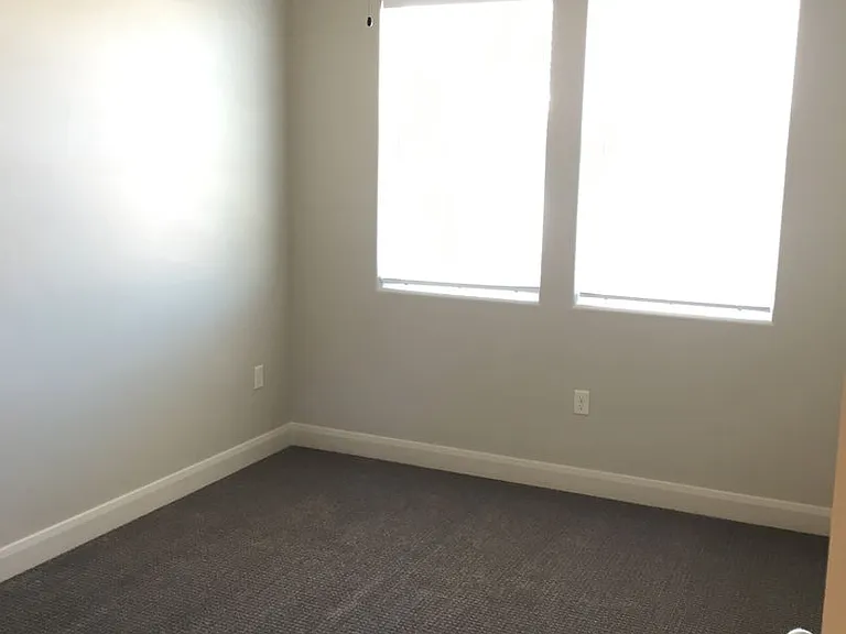 1184 E Bulloch St #7 — Photo 12