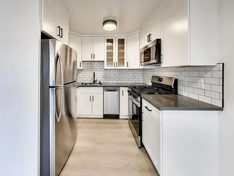 1265 Oak Grove Ave #5 — Photo 4