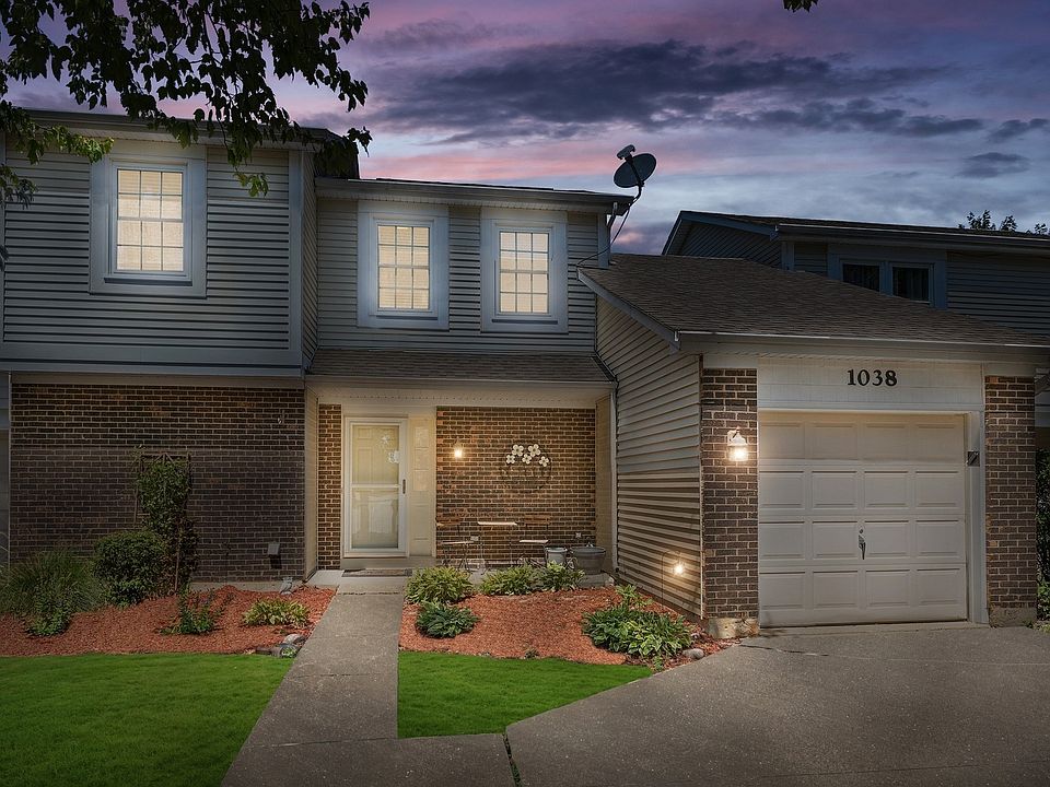 1st image of 1038 Colony Lake Dr
