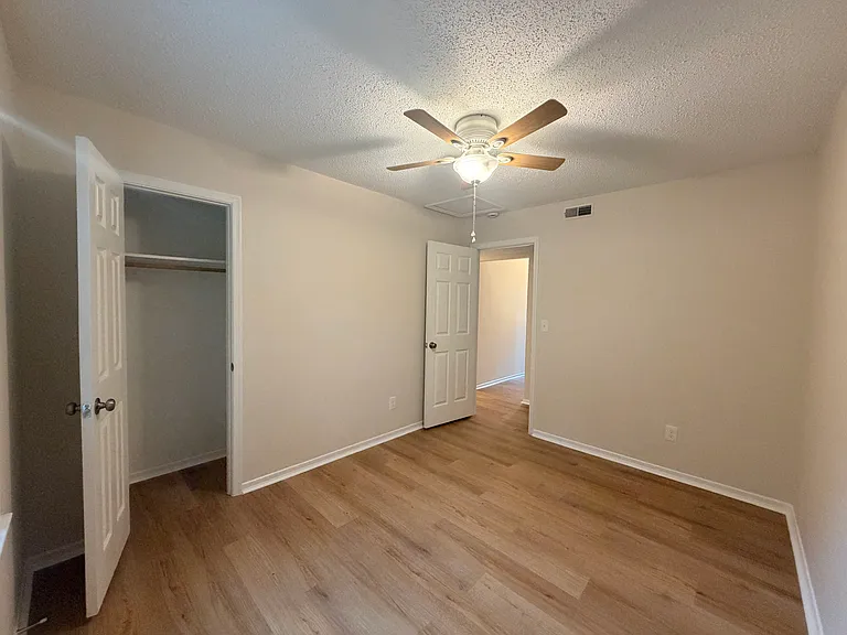 705 Lakecrest Ave — Photo 15