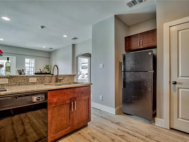 13601 Pinnacle Cir W — Photo 19