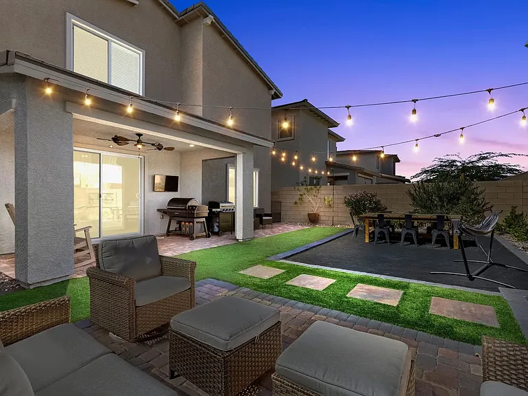 8866 Sasquatch Run Ave — Photo 14